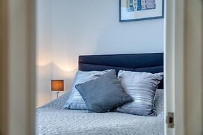 Bay View - 2 Bedroom Apartment - Tenby