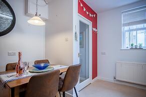 Beachcomber Seaside Apartment - 2 Bedroom - Tenby