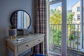 Beachcomber Seaside Apartment - 2 Bedroom - Tenby