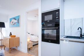 Flat 2 - 1 Bedroom Apartment - Tenby