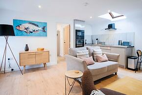 Flat 2 - 1 Bedroom Apartment - Tenby