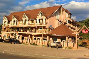 Famous Gates Hotel Bomet
