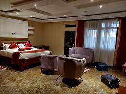 Famous Gates Hotel Bomet
