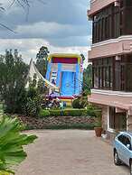 Famous Gates Hotel Bomet