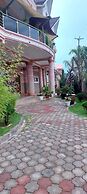 Famous Gates Hotel Bomet