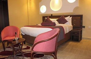 Famous Gates Hotel Bomet