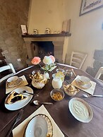 Historic Farmhouse Casa del Chiodo