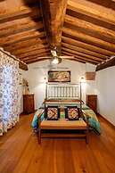 Historic Farmhouse Casa del Chiodo