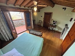Historic Farmhouse Casa del Chiodo