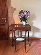 Historic Farmhouse Casa del Chiodo