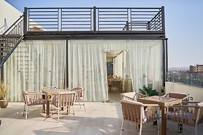 Merak Pyramids Hotel