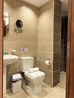 Merak Pyramids Hotel