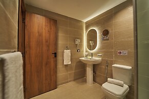Merak Pyramids Hotel