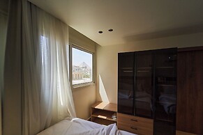 Merak Pyramids Hotel