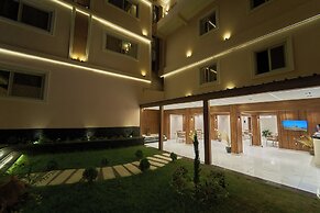 Merak Pyramids Hotel