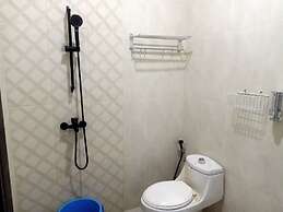 AMALIA Guest House & Cafe