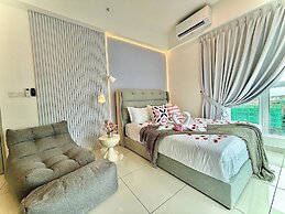 ICC Luxury Suites By Grab A Stay