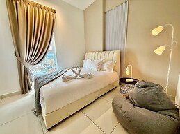 ICC Luxury Suites By Grab A Stay