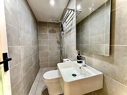 ICC Luxury Suites By Grab A Stay