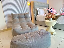 ICC Luxury Suites By Grab A Stay