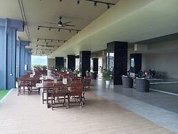 ICC Luxury Suites By Grab A Stay