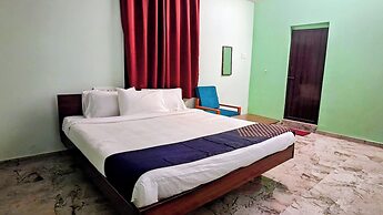 Naadi Grand Inn