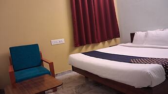 Naadi Grand Inn