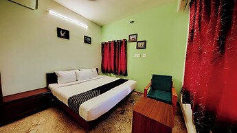 Naadi Grand Inn