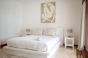 Villa Mimpi Nyata