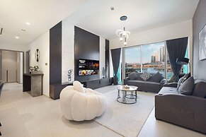 Grande Suites by Hostiva - Burj View