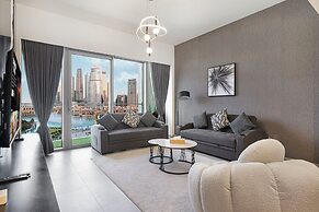 Grande Suites by Hostiva - Burj View