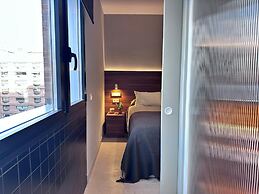 Edmond Vibes Almagro Suites