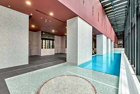 A 3BR Apt Next to Melbourne Central, Free Parking