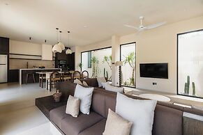 Pala House by Alfred in Bali