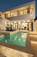Pala House by Alfred in Bali