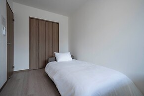 MKS102