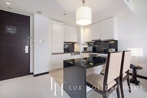 LUX The JW Marina Suite 4