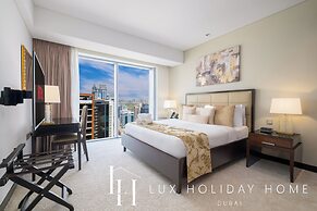 LUX The JW Marina Suite 4