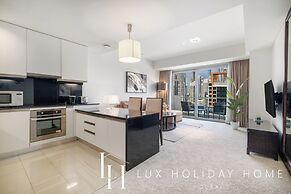 LUX The JW Marina Suite 4