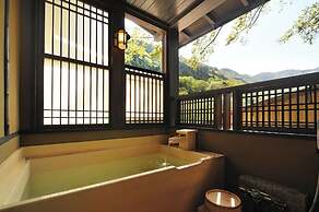 Tonosawa Onsen Yamano Chaya Ryokan
