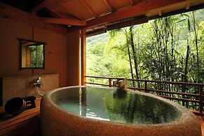 Tonosawa Onsen Yamano Chaya Ryokan
