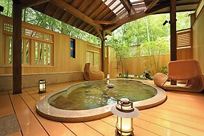 Tonosawa Onsen Yamano Chaya Ryokan