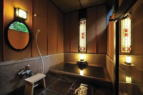 Tonosawa Onsen Yamano Chaya Ryokan
