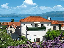 Apartments K Supetar