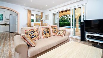 3-bed Villa Las Rotas