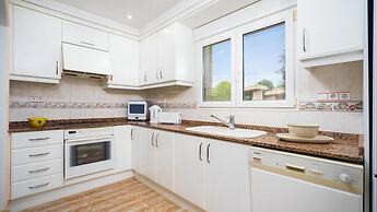 3-bed Villa Las Rotas
