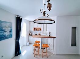 La Casa Nostra Apartments