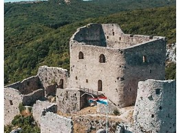 Apartment and Room Mare Vrlika