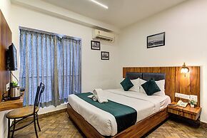 Emerald Suites By Classio