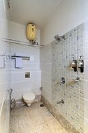Emerald Suites By Classio
